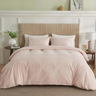Housse de couette simple rose simple avec matériau doux et respirant pour un sommeil nu, avec renfort de bord, - cycles de boulochage après le lavage, couvre les tailles de lit double, teinture d'impression sécuritaire faite de nuage