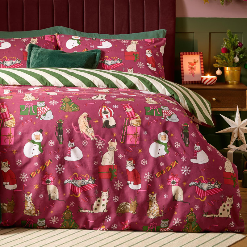 Feline Festive Striped Duvet Cover Set, King Duvet Cover + 2 Standard Pillowcases