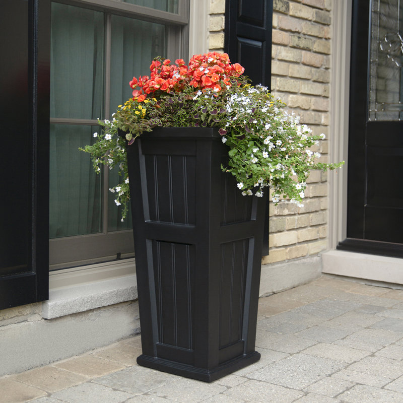 Selevae 32" Resin Pot Planter with Water Reservoir, Black