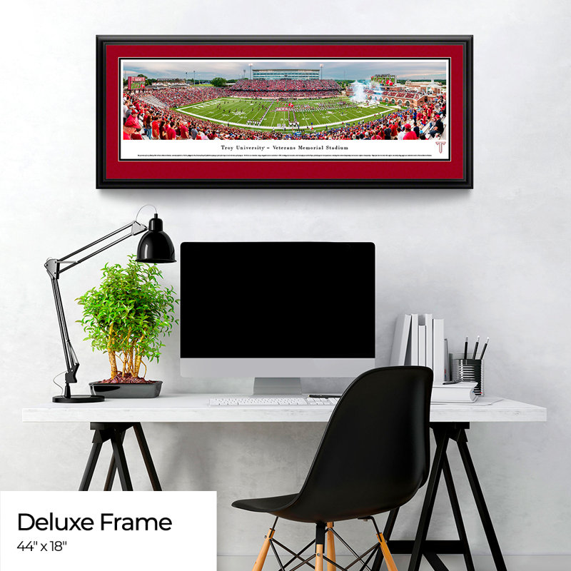 Impression panoramique Troy Football, H 18 po x l 44 po x P 1,38 po, Papier avec cadre noir