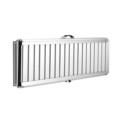 Rampe portative pour fauteuil roulant, 5 pieds, rampe pour fauteuil roulant pliante en aluminium antidérapant pour fauteuil roulant, capacité de 800 lb, rampes de seuil de porte pour les marches de la maison, escaliers, entrée, seuil, portes, scooter, bordures