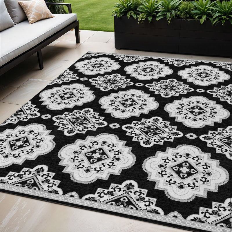 Tapis intérieur / extérieur 5 pi x 8 pi noir et ivoire lavable