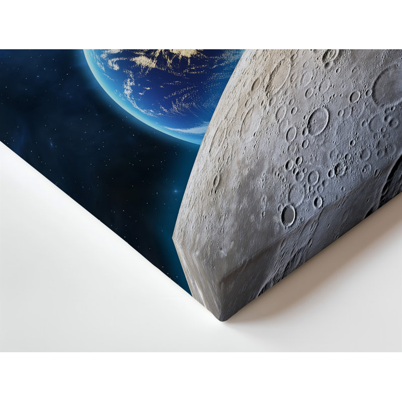 Toile, "Une scène cosmique à couper le souffle" se déploie avec la surface de cratère robuste d'un art lunaire comme un corps céleste à l'avant-plan
