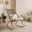Ensemble de 3 chaises à bascule d'extérieur avec table d'appoint en céramique, chaises de patio en fer avec dossier et coussins en rotin en PE