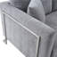 Canapés gris confortables, bois et tissu, salon moderne essentiel