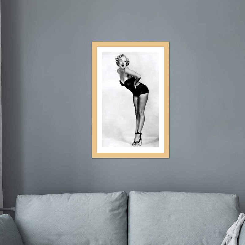 «Radio Days» par Marilyn Monroe Posing In A Black Swimsuit, reproduction de photo sur toile, H 26 po x l 18 po x P 1,5 po