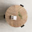 Table basse ronde de 33 pouces avec compartiment caché, placage de parquet de style, 3 pieds solides, parfait pour les salons confortables, agencement de couleurs naturelles et noires, surface de rangement laquée de 33 po,