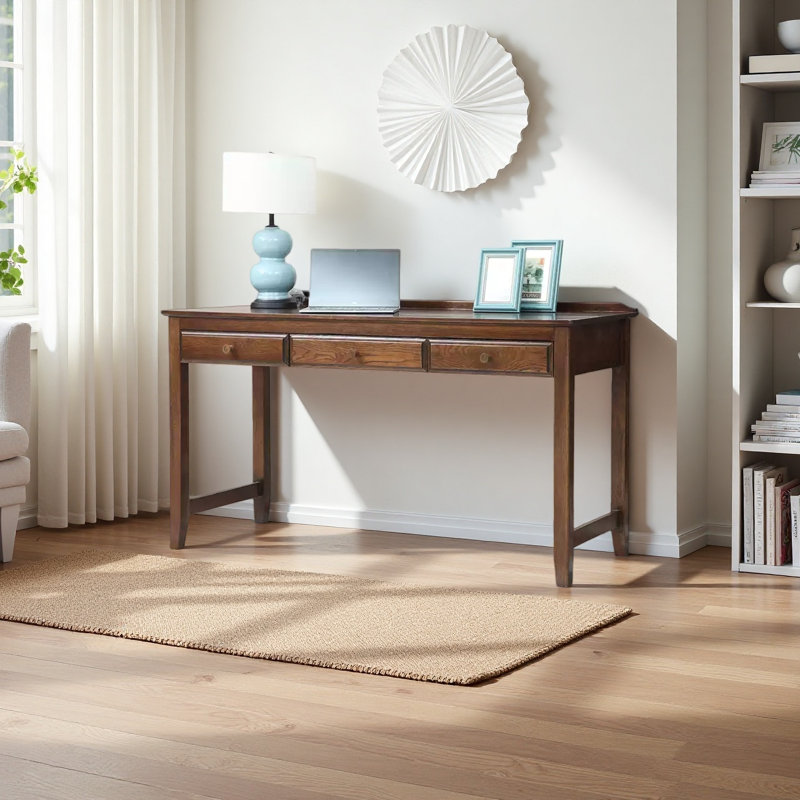 Bureau simple et pur en chêne massif