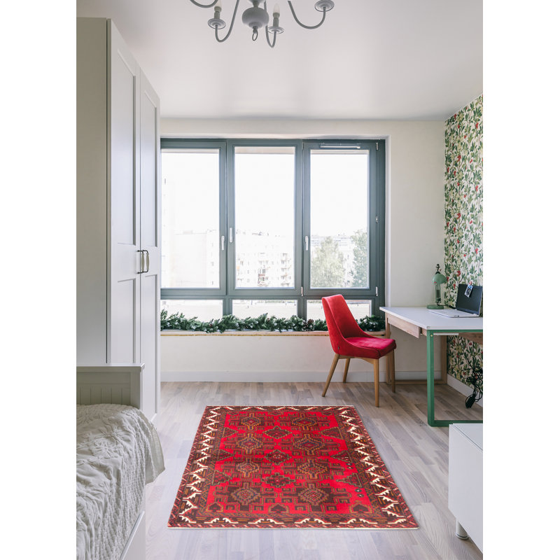 Tapis rouge Teimani 3 pi 8 po x 6 pi 0 po