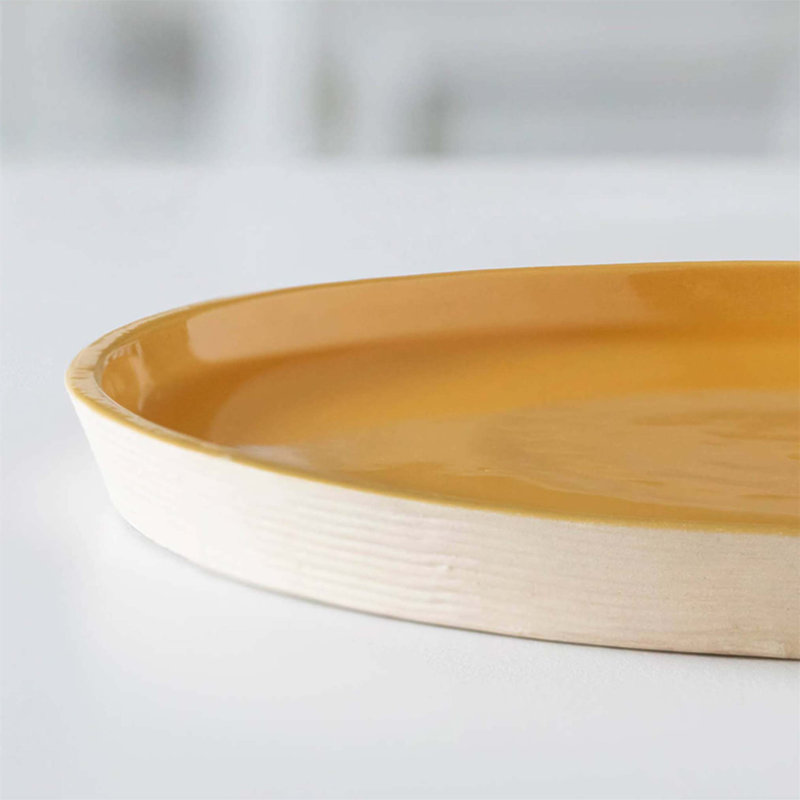 Plaque latérale en céramique fabriquée à la main - Amber Love, beige intemporel, diamètre de 7,8 pouces, parfaite pour le quotidien et les occasions spéciales
