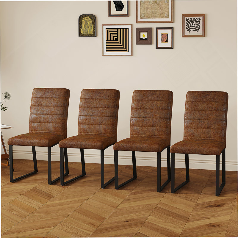 Ensemble de 4 chaises robustes: coussin de 2,1 po d'épaisseur, structure en fer, parfait pour la maison ou le bureau. Couleurs classiques, bon rapport qualité-prix