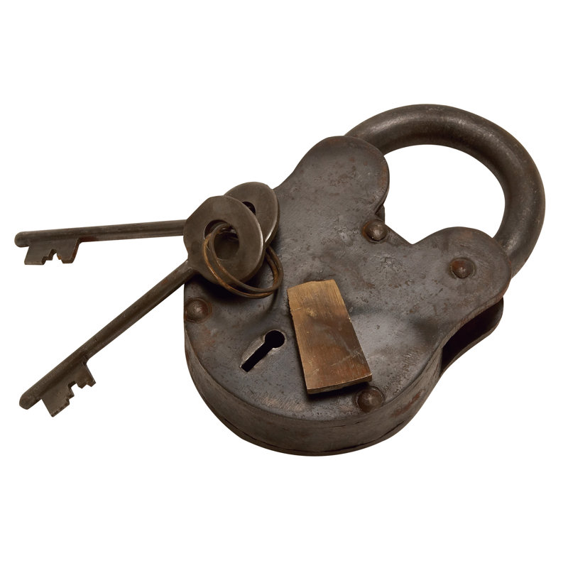 Dominick Lock And Key, 2" x 1.5" x 3", Distressed Grey