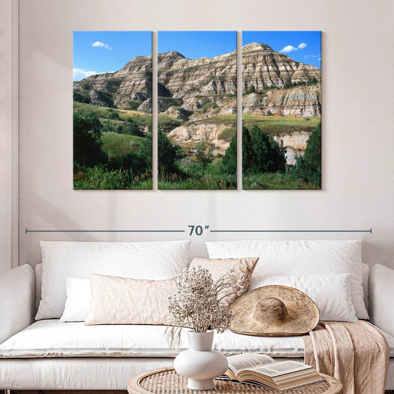 Alvord Badlands In South Dakota, 32" H x 50" W