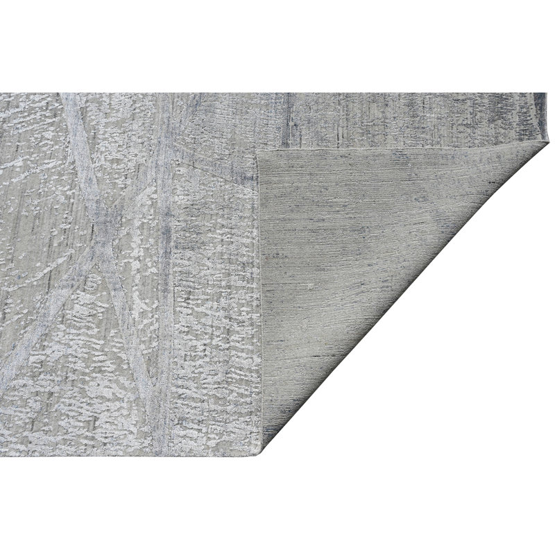 Abstract Area Rug in Ivory/Light Blue/Gray, Rectangle 6' x 9'