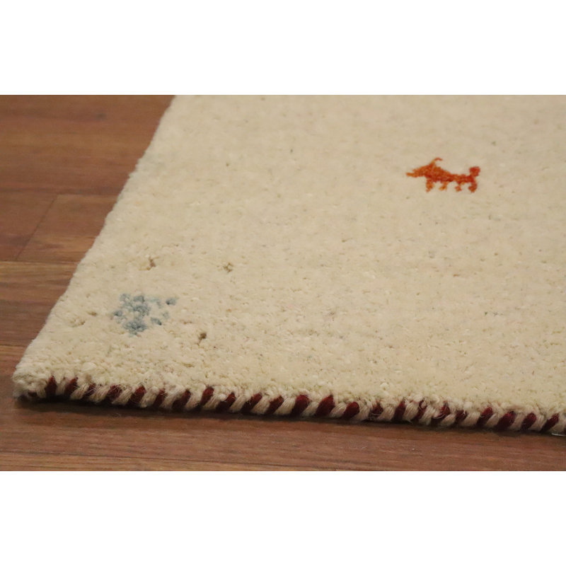 Tapis charmant de style Gabbeh beige rustique 1 x 1 avec des motifs colorés