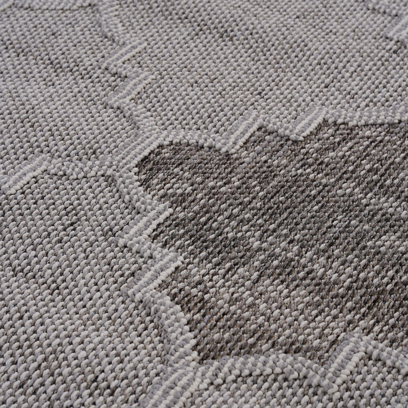 Tapis intérieur / extérieur 5X7 blanc / gris / treillis LOOM & LUXE, Rectangle 5 pi 3 po x 7 pi 6 po