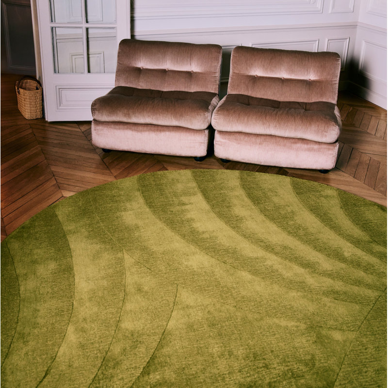 Volute Wool Abstract Area Rug in Green, Rectangle 5'5" x 7'8"