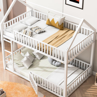 Lit superposé en métal blanc avec cadre de maison - Simple pour une expérience de sommeil confortable, atmosphère ludique en forme de maison
