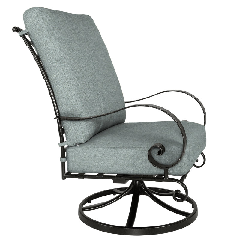 Classico Outdoor Lounge Chair, Carbon Black, Sahara Cafe