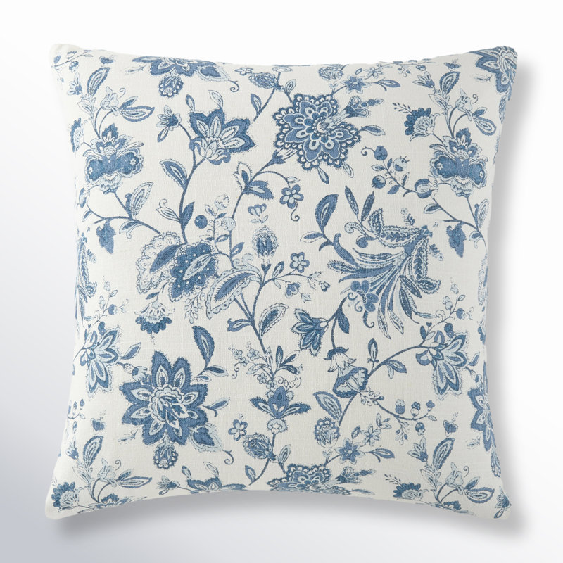 Rodanthe Cotton Decor Throw Pillow in Jacobean, Blue