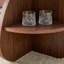Table basse créative à structure croisée avec plateau en verre trempé et rangement en éventail. Parfait pour les salons, comme table basse ou table d'appoint. Idéal pour les petits espaces.