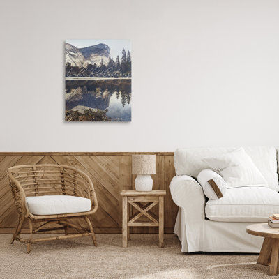 «Scenic Lake Reflections Canvas», conception par Sophie 6