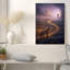 Art sur toile, renard debout sur un sentier brumeux-326149709