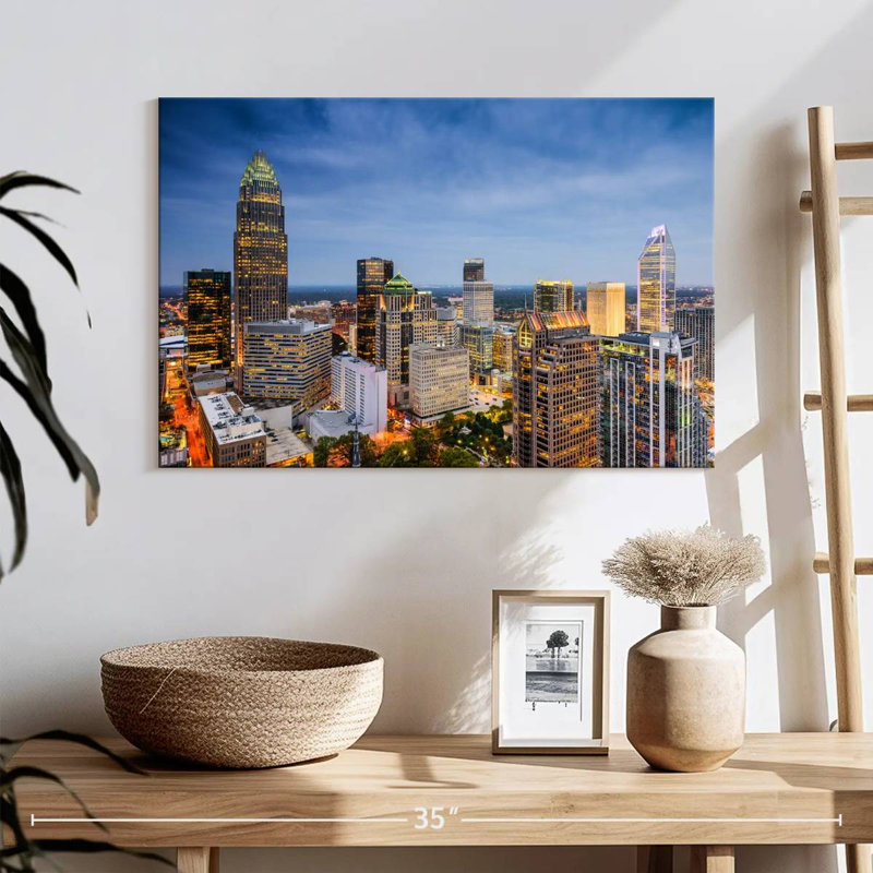 Hannes Charlotte Uptown Skyline, H 16 po x l 24 po