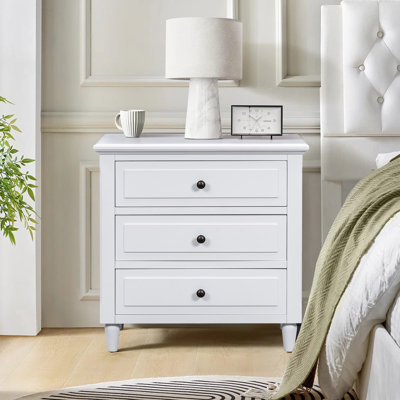 Albers Traditional 3 - Drawer Nightstand