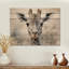 Girafe gracieuse sur une impression de bois-2063629490