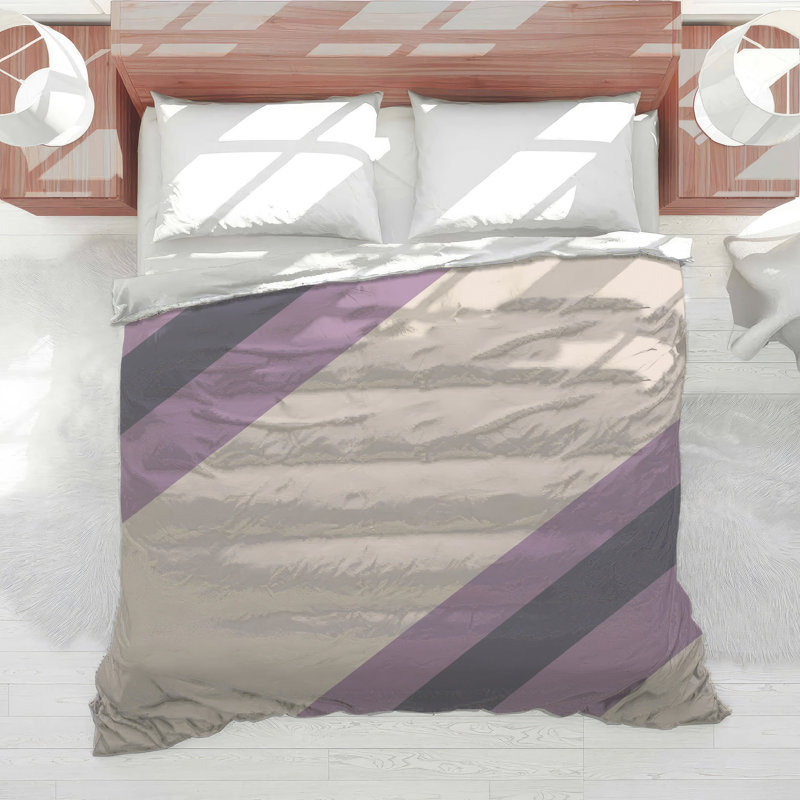 Diagonal Striped Pattern Comforter, King