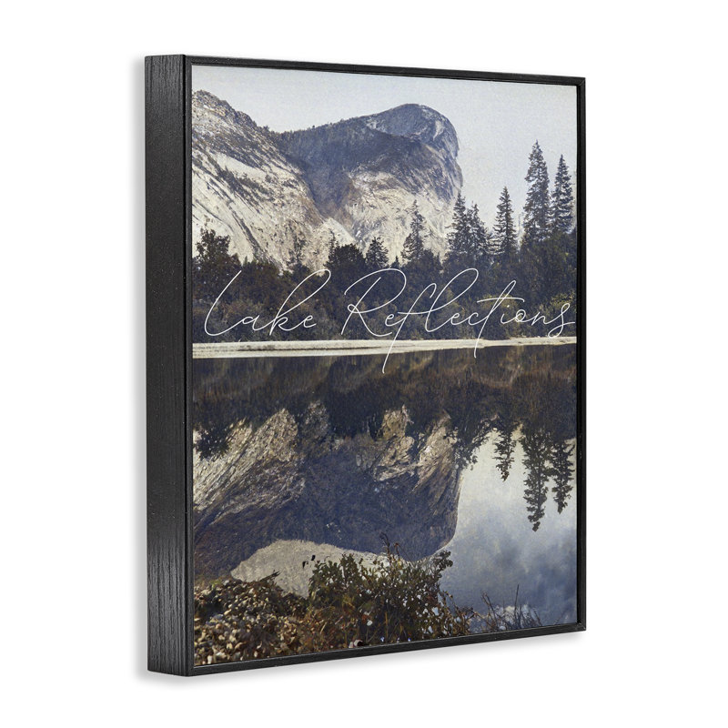 «Scenic Lake Reflections», estampe numérique, design par Sophie 6, H 14 po x l 11 po, Giclée encadrée noir minuit