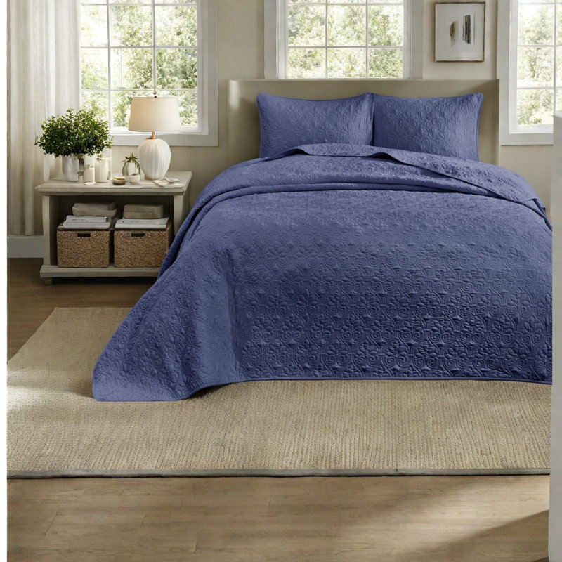 Comfortable Durable Cotton Bedding Sets, Navy Reversible Quilt, Summer Layered