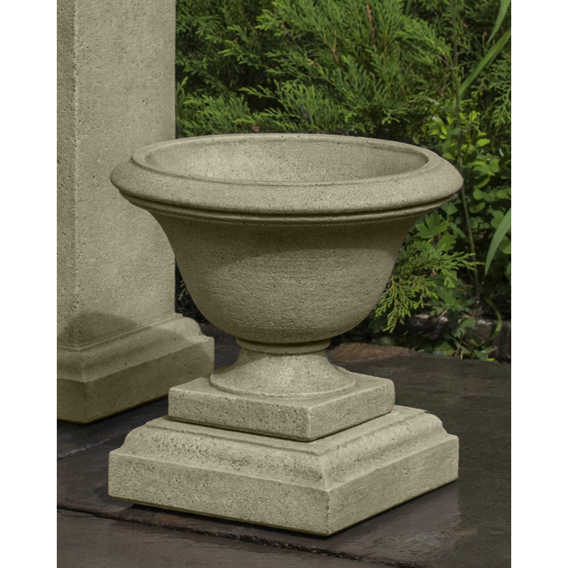Urne à fleurs en pierre Moreland, Vert, H 13,5 po x l 14 po x P 14 po