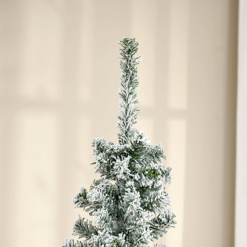 Arbre de Noël artificiel mince enneigé 6 pi avec branches réalistes et 492 pointes