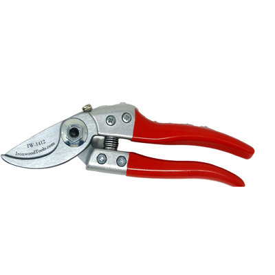Ironwood 8" Quick Release Bypass Pruner