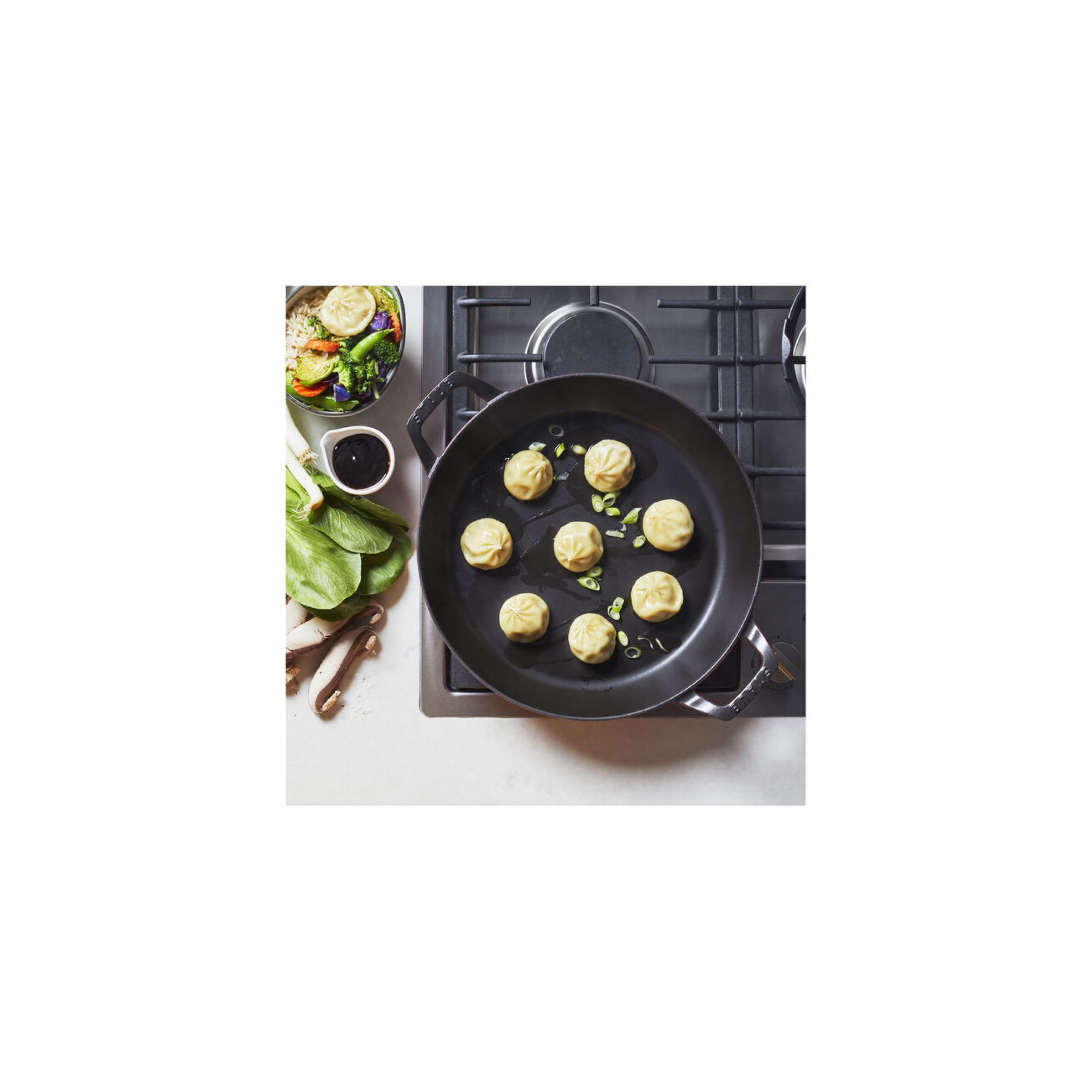 Braisers 3.5 L Cast Iron Round Heritage Braiser/Sauté Pan, Lilac