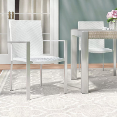 Chaise de patio empilable Rory