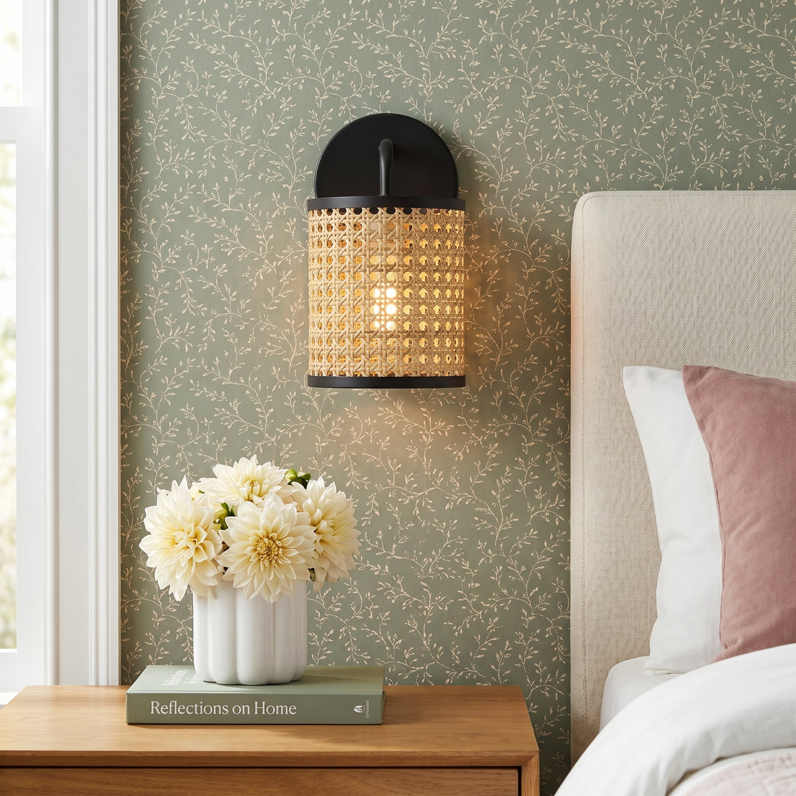 Drax Single Light Sconce
