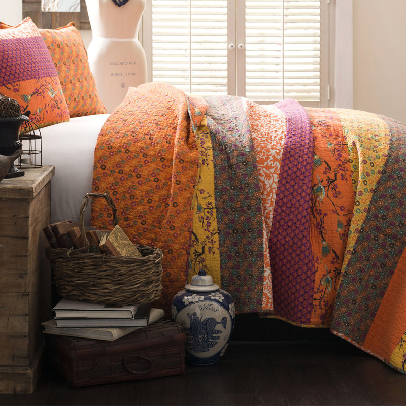 Royal Empire Cotton Reversible 3 Piece Quilt Set, Tangerine, King Quilt + 2 King Shams