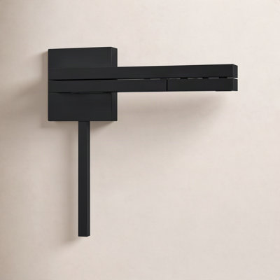 Sagie 1 - Light Swing Arm