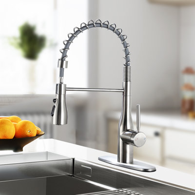 Robinet de cuisine rétractable à poignée simple à un ressort avec douchette à 3 fonctions, bec pivotant à 360 ° et plaque de pont