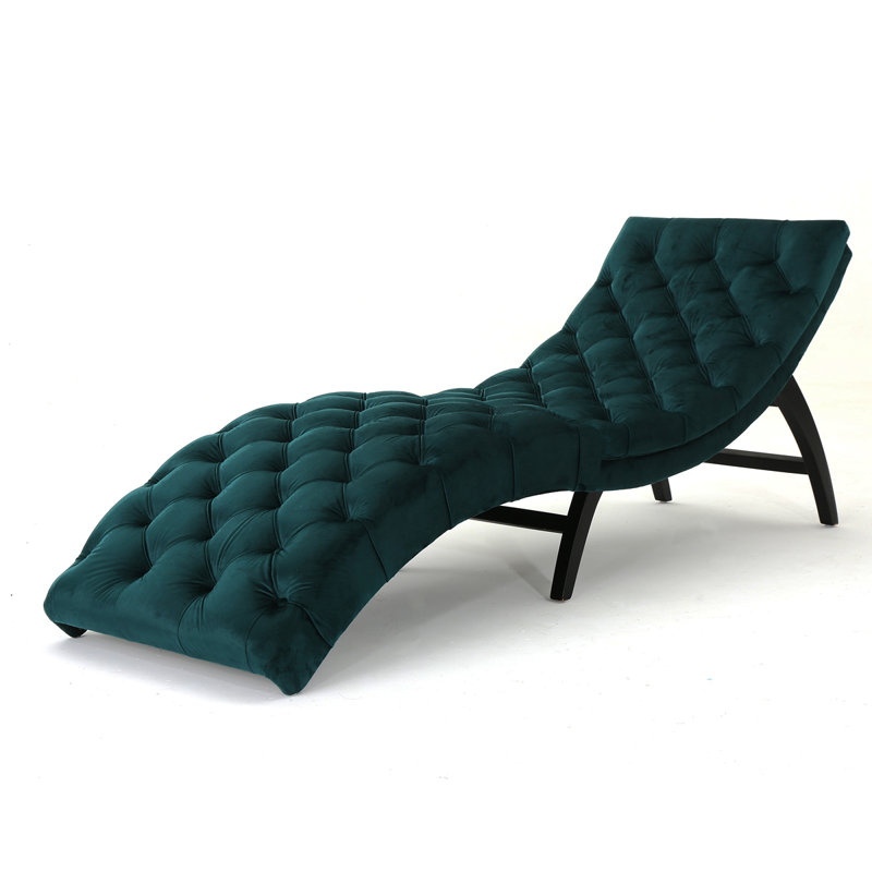 CHAISE LUNGE