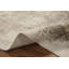 Tapis neutre tonique 5 x 8 au look rustique vieilli