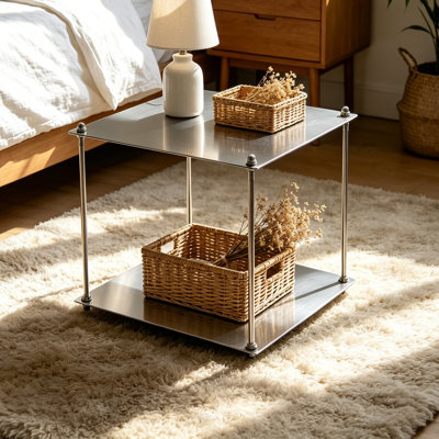 Table de bout en acier inoxydable.