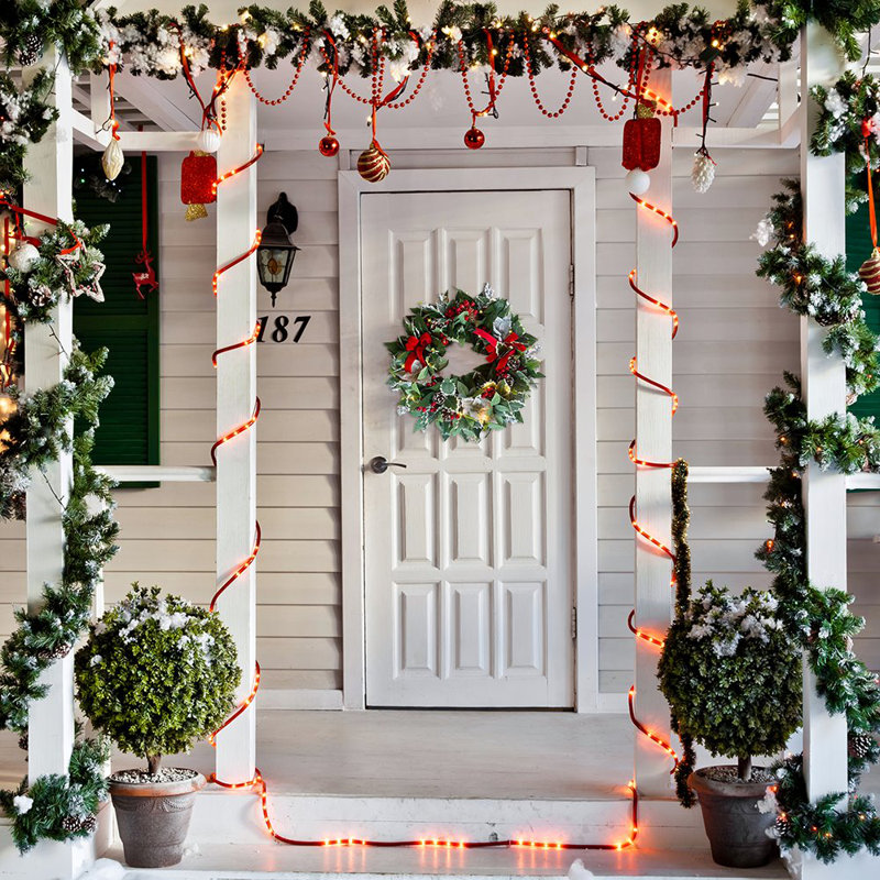 Jasmary Faux 24'' Wreath