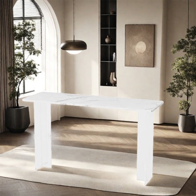 Table de bar simple de style crème
