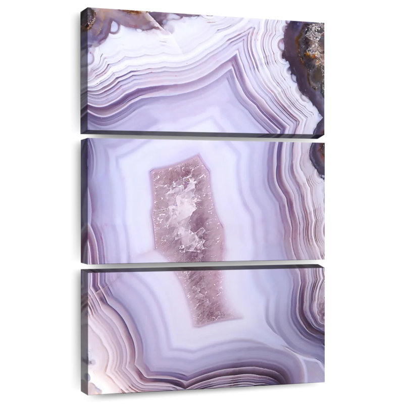 Alvord Agate, 38'' H x 24'' W