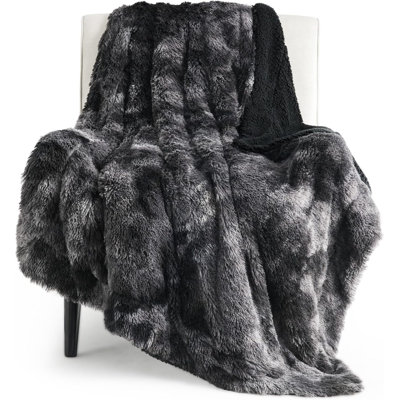 Couverture en laine d'agneau moelleuse noire, épaisse, douce et chaude, idéale pour les décors multi-scènes, un cadeau confortable pour les hommes.