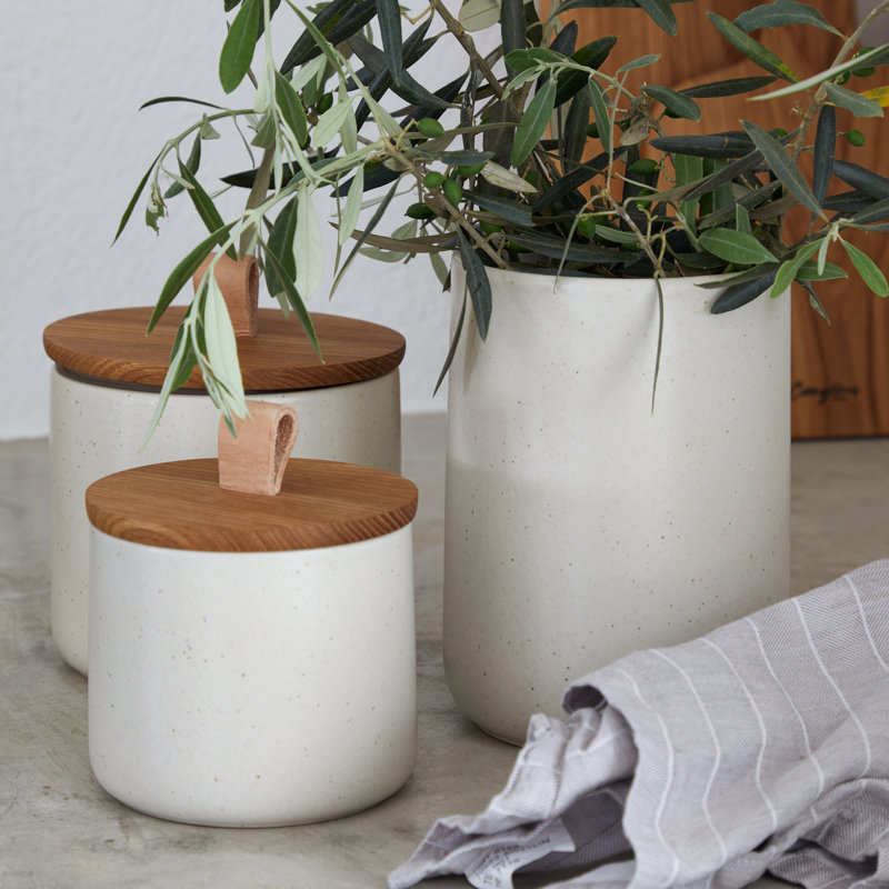 Casafina Pacifica Jar, 5.1" H x 5.9" W x 5.9" D, Vanilla